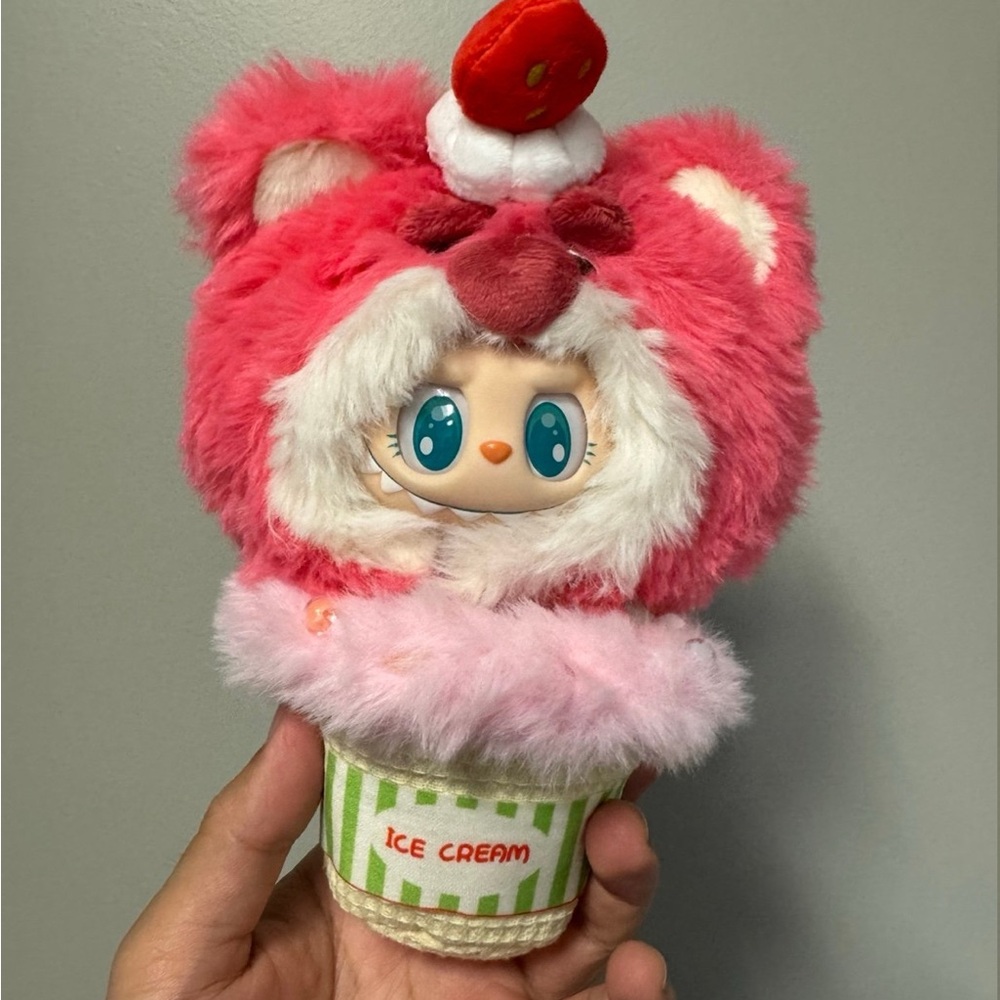 Labubu clothes ice cream (lots-o)
